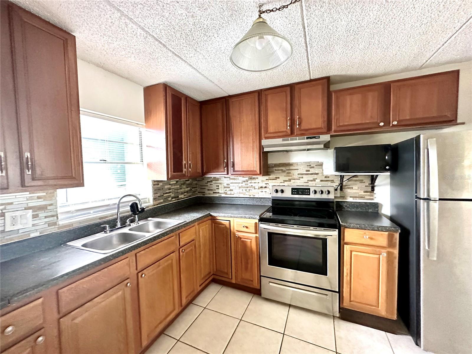 Image 2 of 12 For 2830 Somerset Park Drive 201