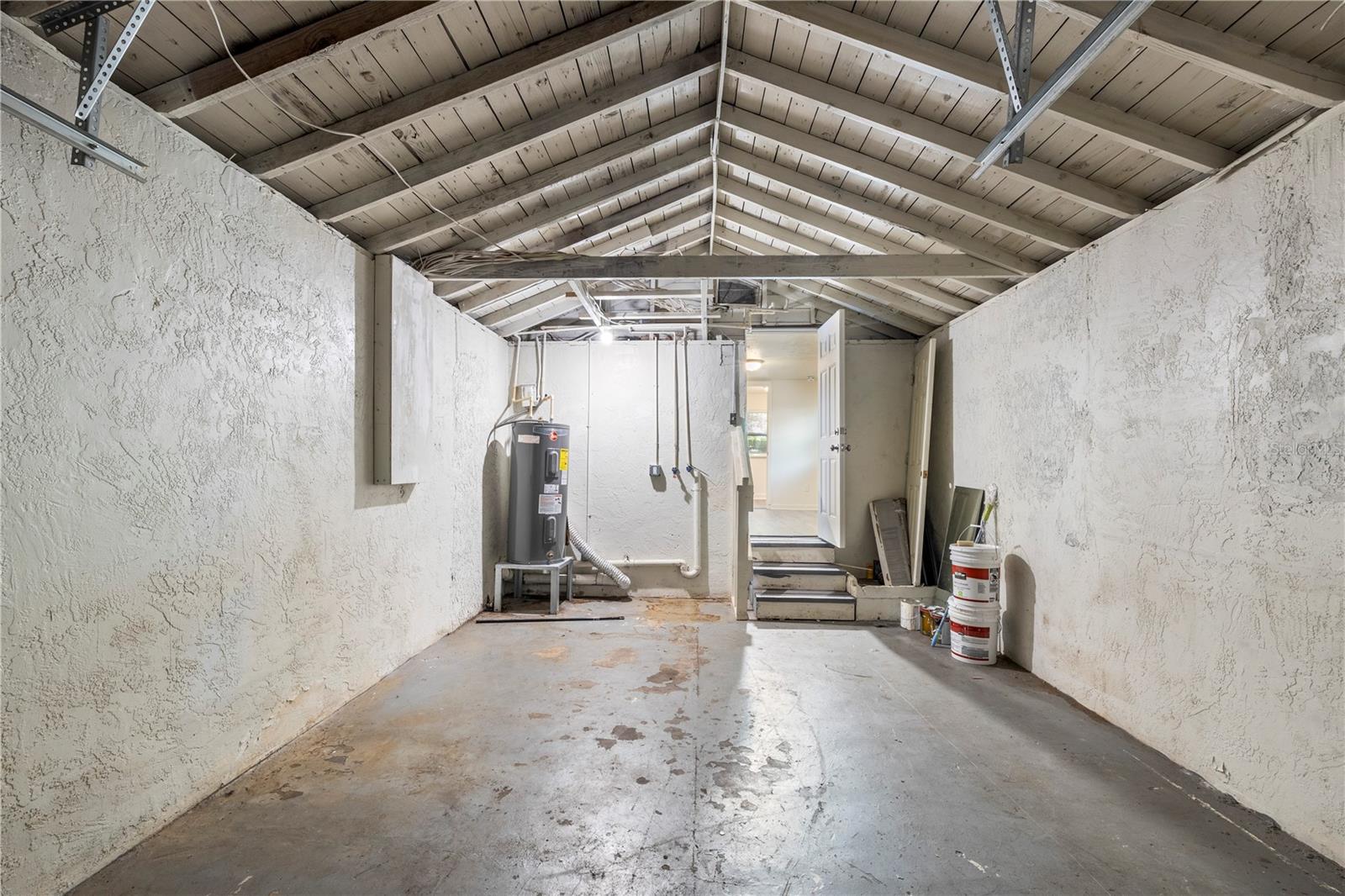 Image 28 of 49 For 665 26th Avenue S