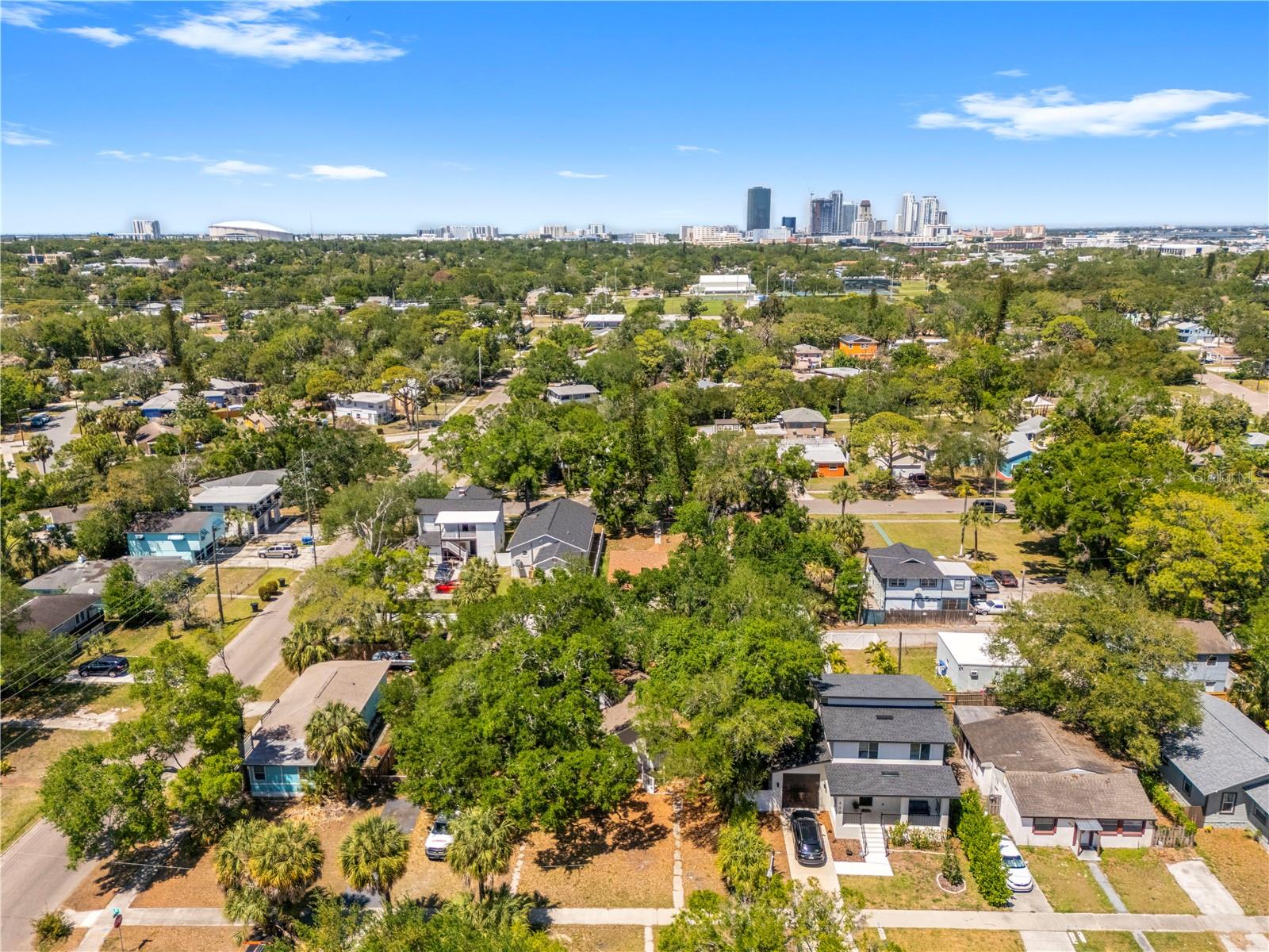 Image 38 of 49 For 665 26th Avenue S