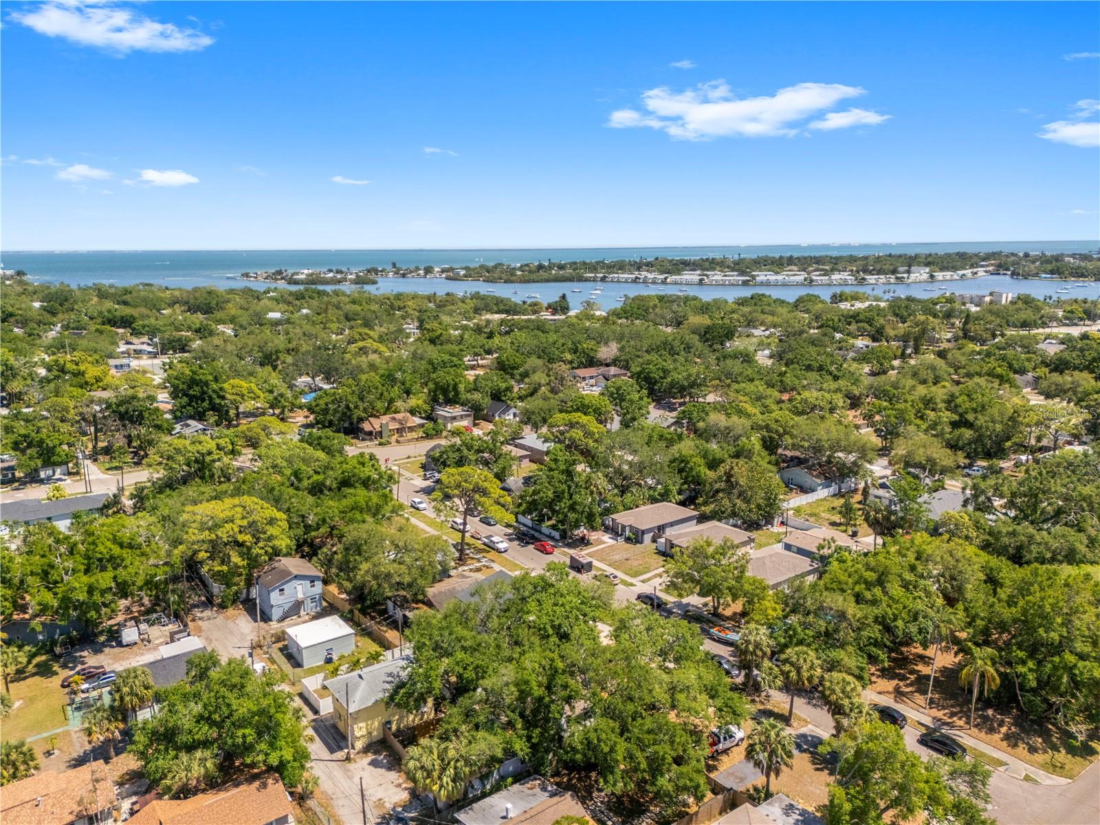 Image 41 of 49 For 665 26th Avenue S