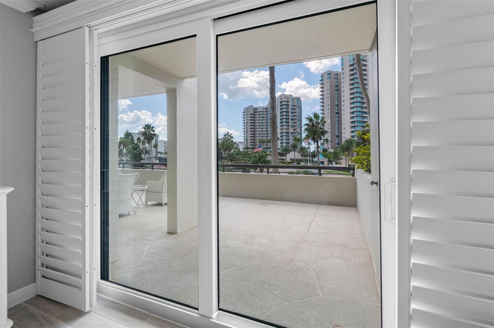 Image 26 of 49 For 1501 Gulf Boulevard 102