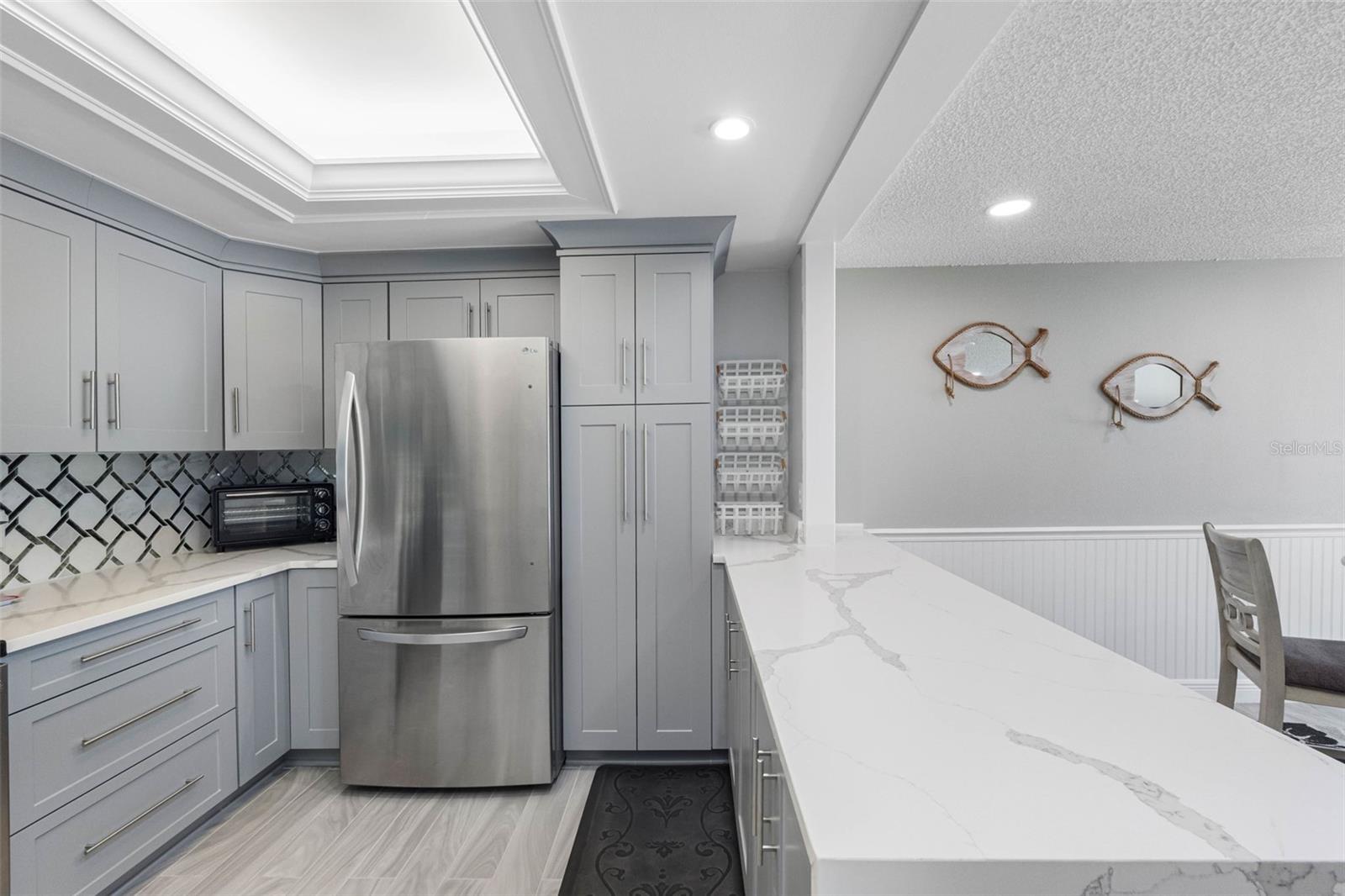 Image 8 of 49 For 1501 Gulf Boulevard 102