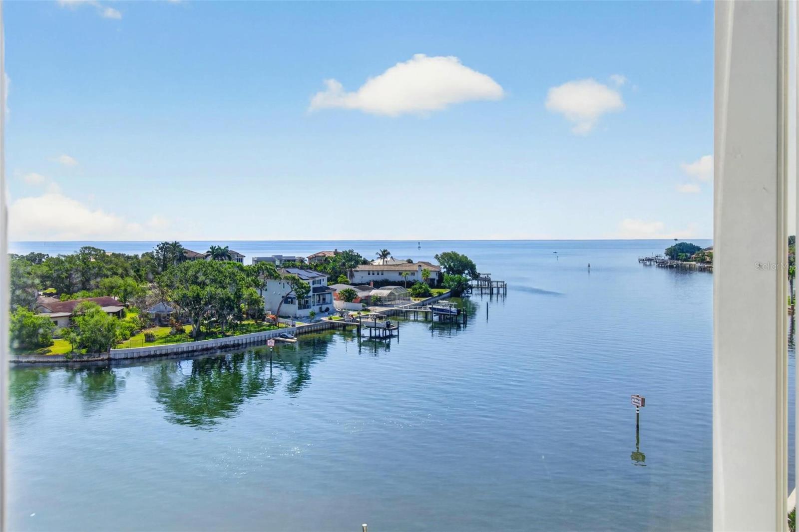 Image 18 of 41 For 1365 Snell Isle Boulevard Ne 6a