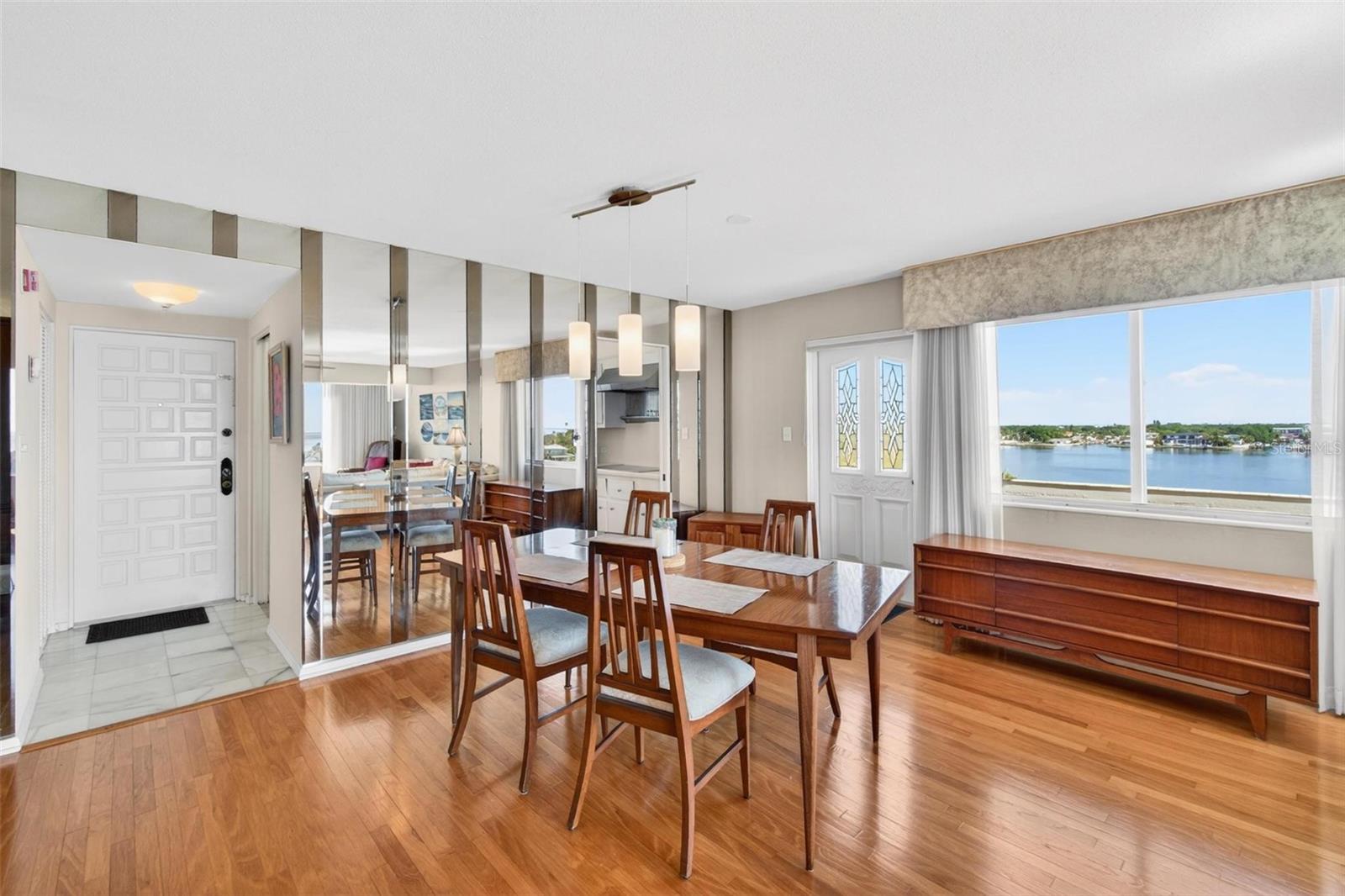 Image 7 of 41 For 1365 Snell Isle Boulevard Ne 6a