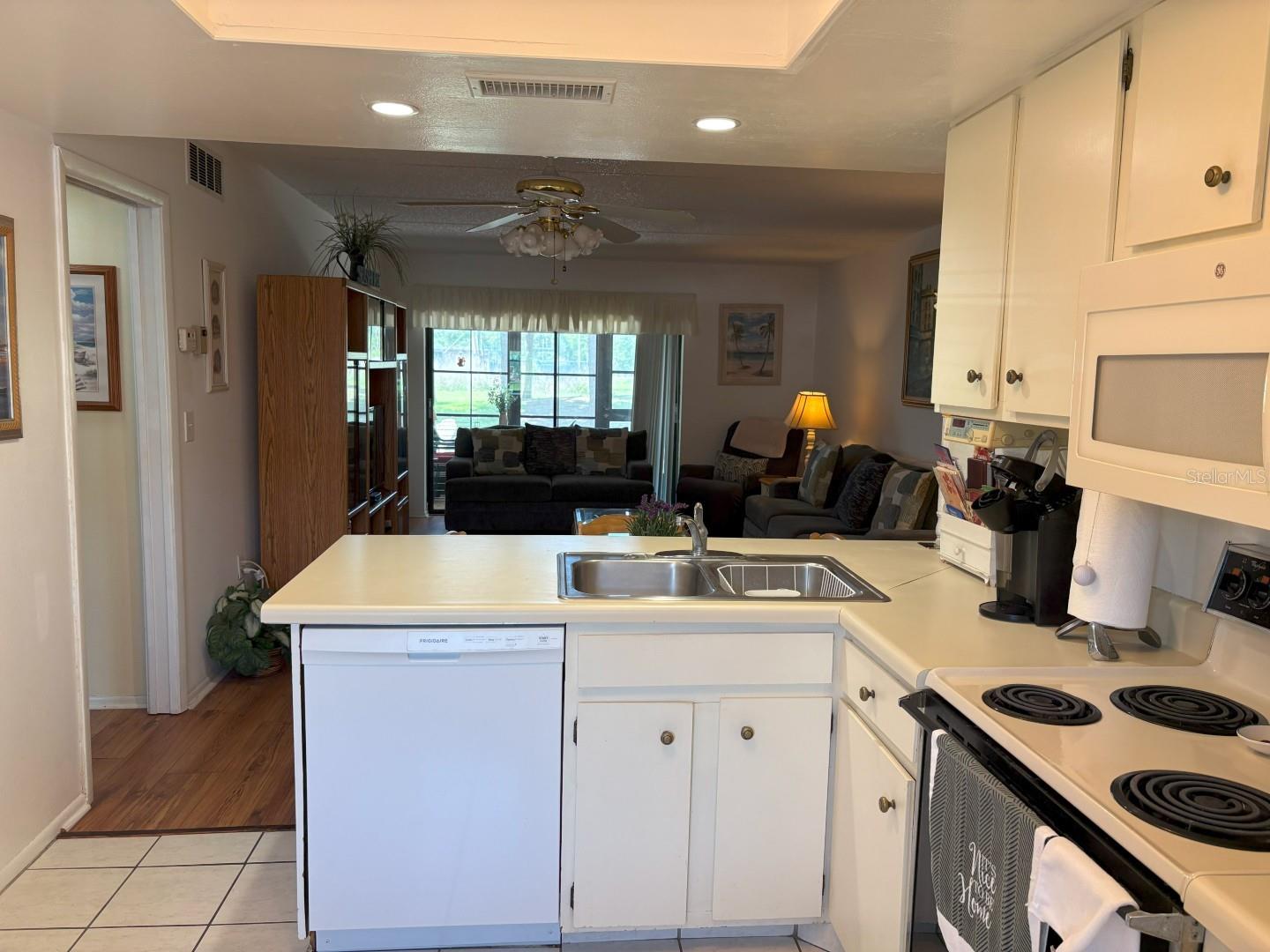 Image 15 of 23 For 303 Meadow Lane