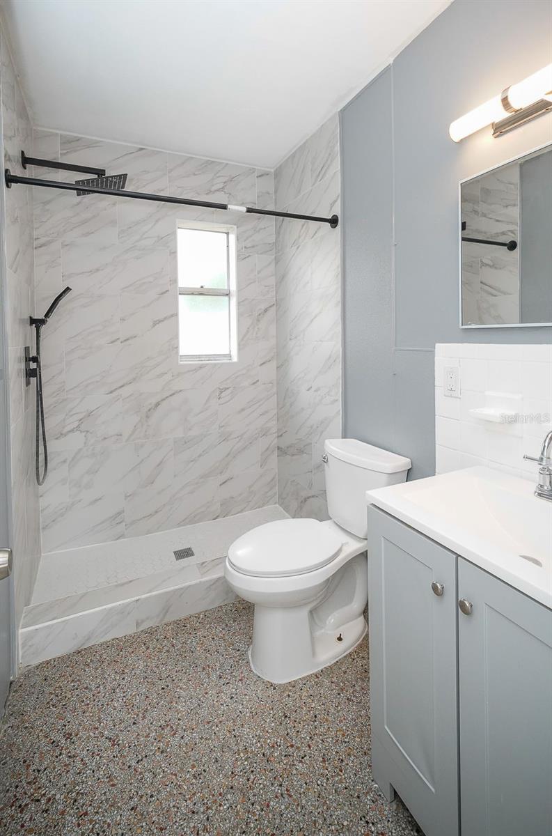 Image 16 of 39 For 6538 42nd Avenue N 7