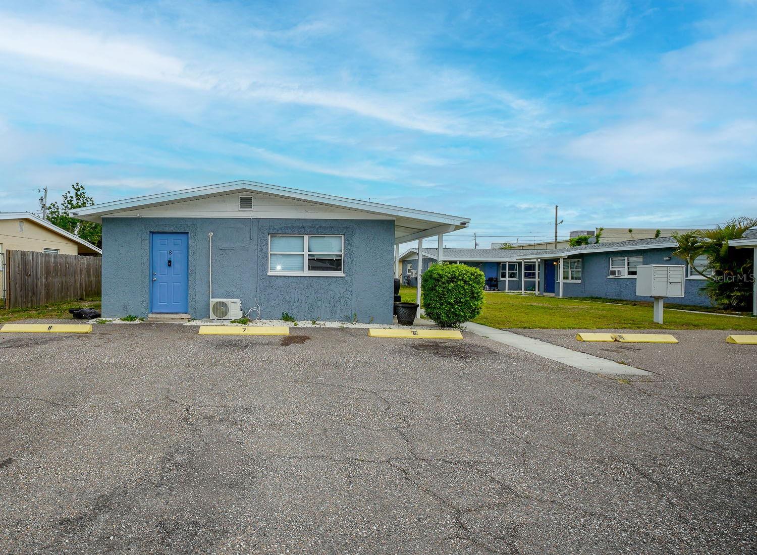 Image 35 of 39 For 6538 42nd Avenue N 7