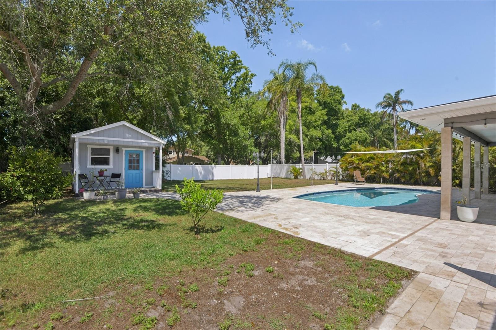 Image 27 of 35 For 10000 Bay Street