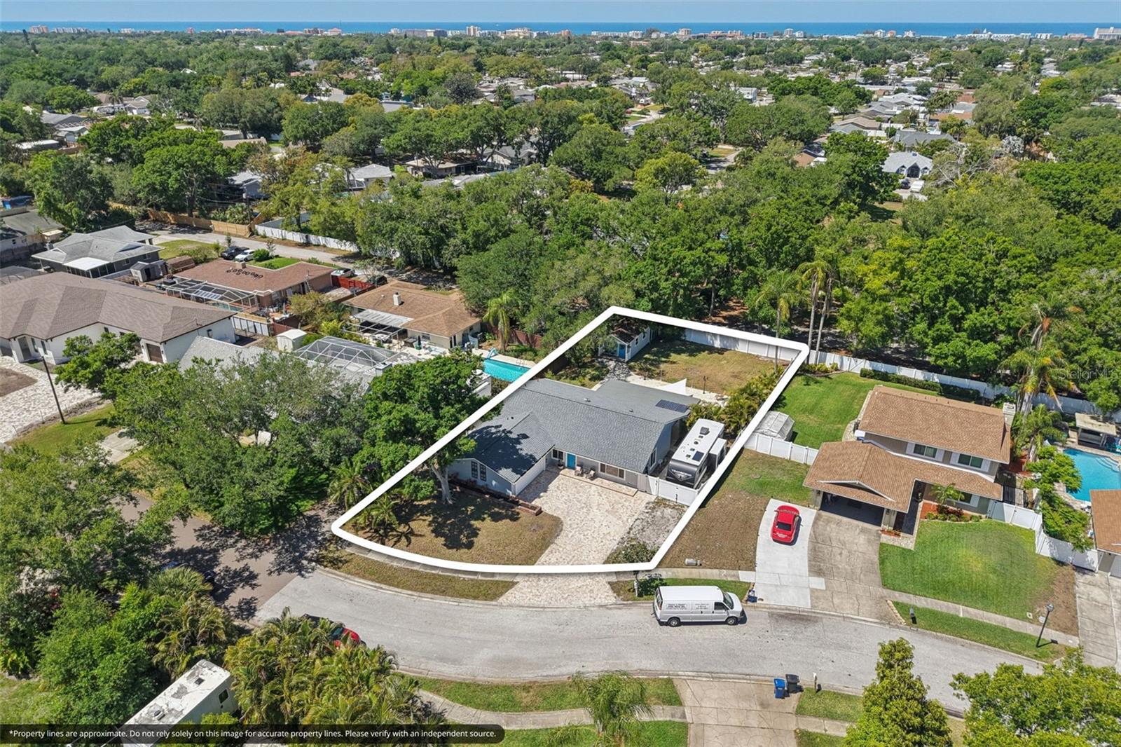 Image 33 of 35 For 10000 Bay Street