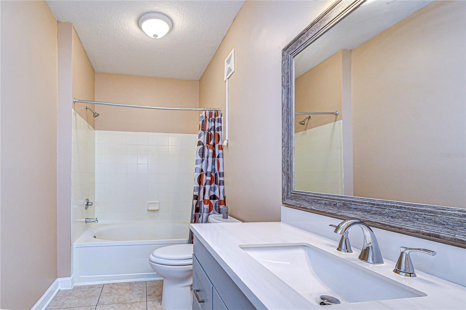 Image 33 of 61 For 17942 Villa Creek Drive 17942