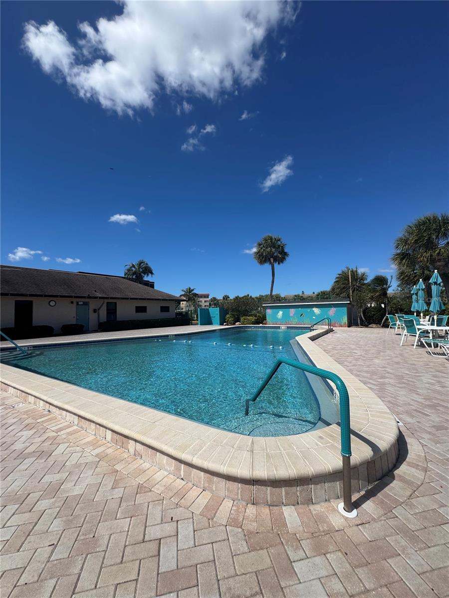 Image 15 of 18 For 10036 63rd Avenue N 23