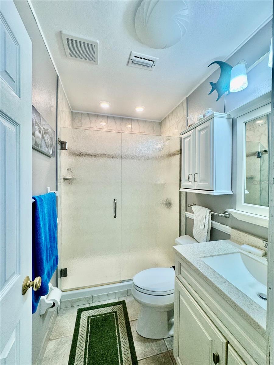 Image 5 of 18 For 10036 63rd Avenue N 23