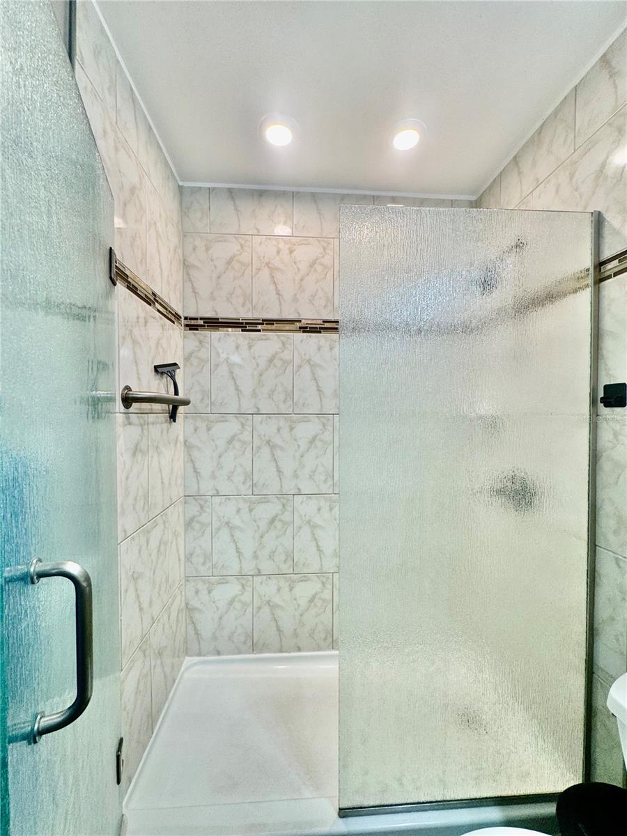 Image 6 of 18 For 10036 63rd Avenue N 23