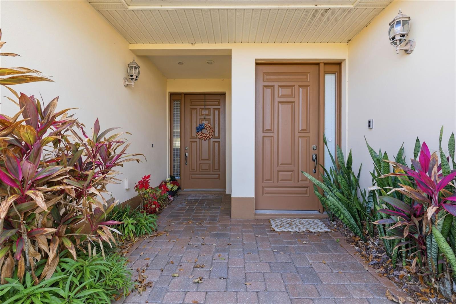 Image 4 of 55 For 4113 Courtside Way