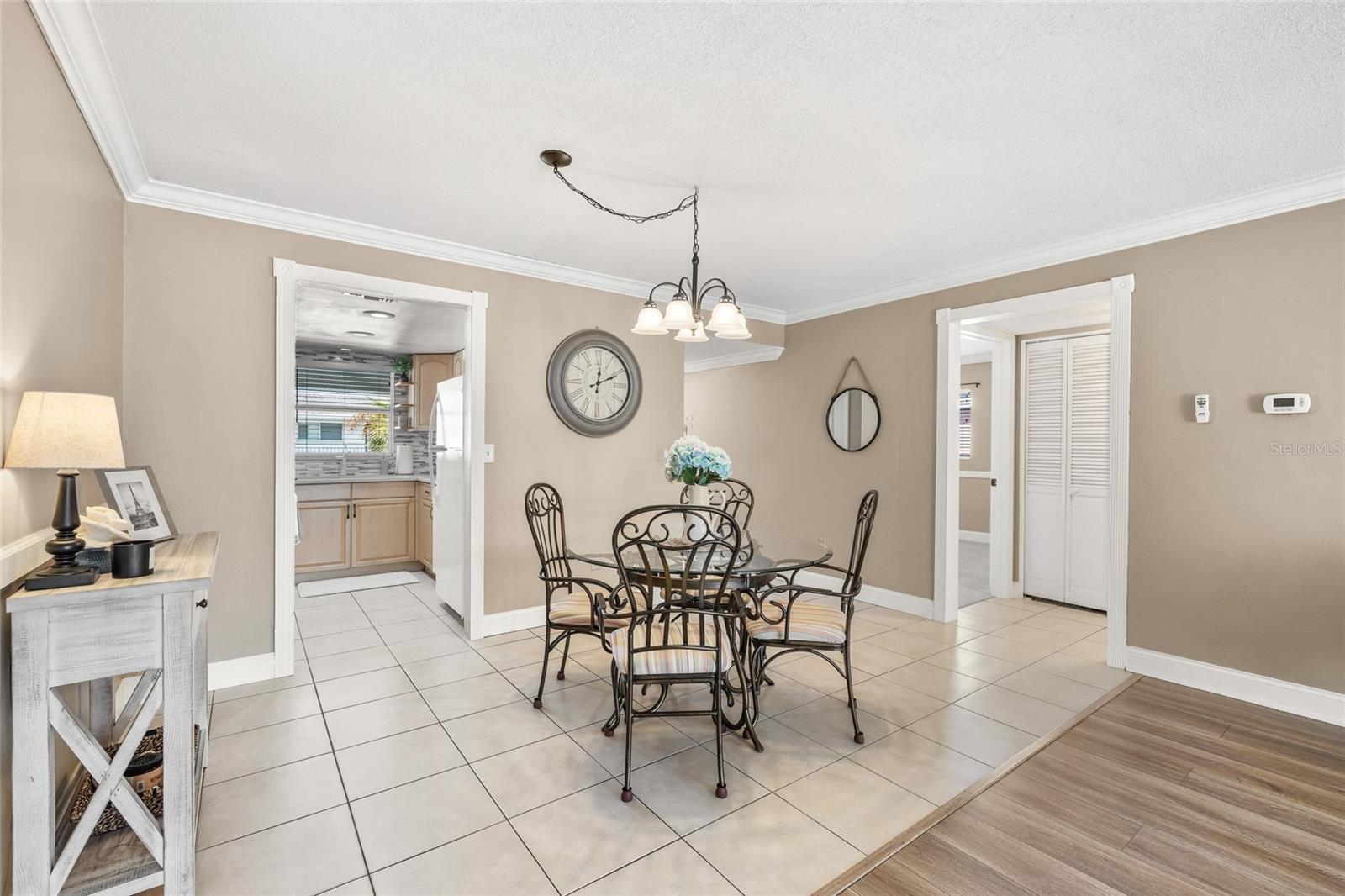 Image 13 of 28 For 4580 Overlook Drive Ne 293