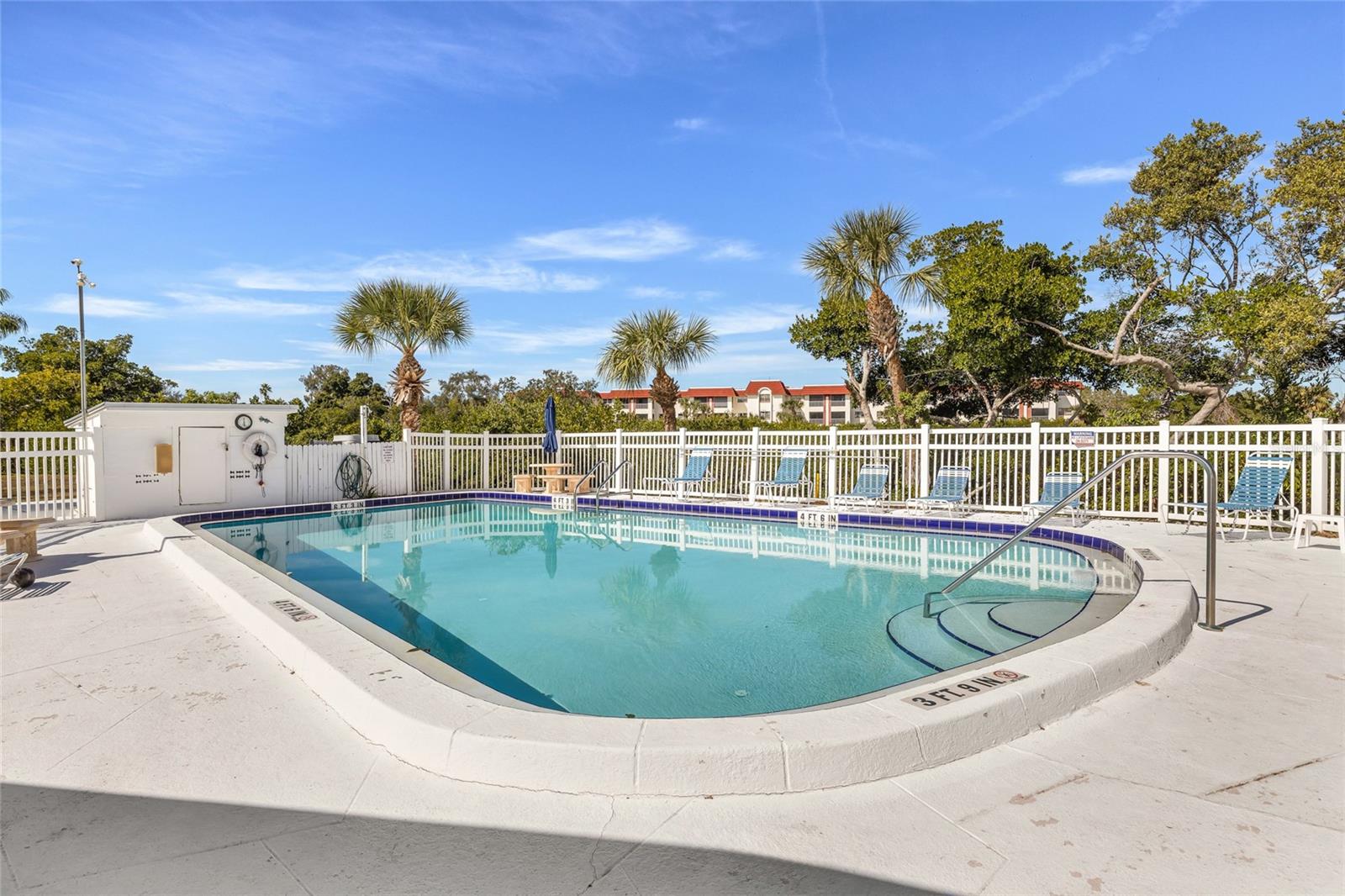 Image 28 of 28 For 4580 Overlook Drive Ne 293