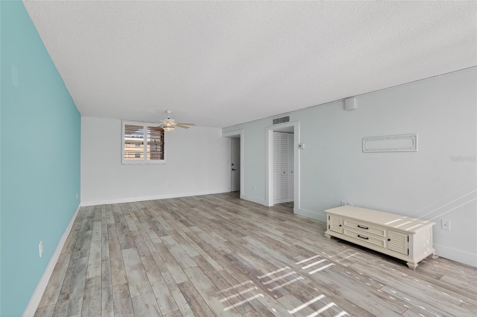 Image 12 of 33 For 7465 Bay Island Drive S 217