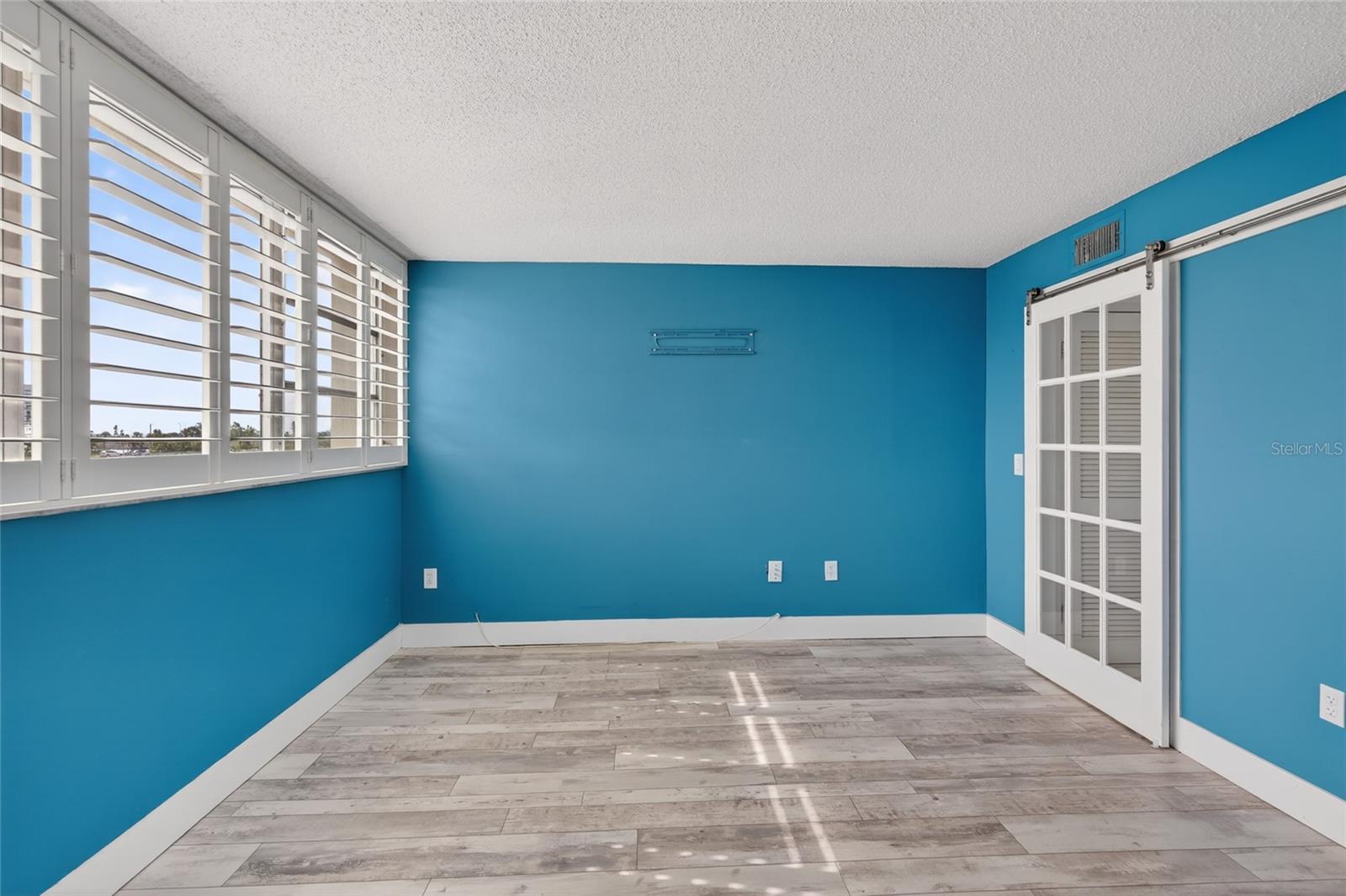 Image 16 of 33 For 7465 Bay Island Drive S 217