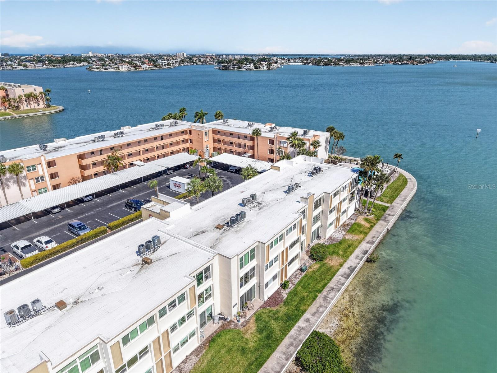 Image 27 of 33 For 7465 Bay Island Drive S 217