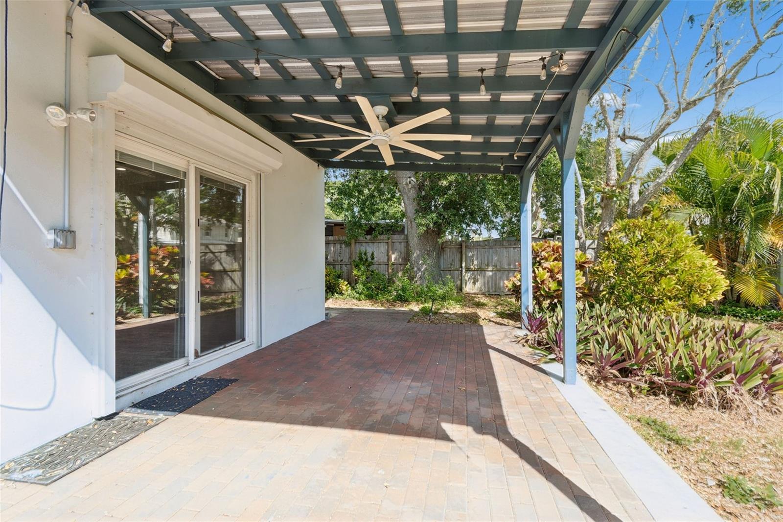 Image 31 of 39 For 13548 Bellewood Avenue