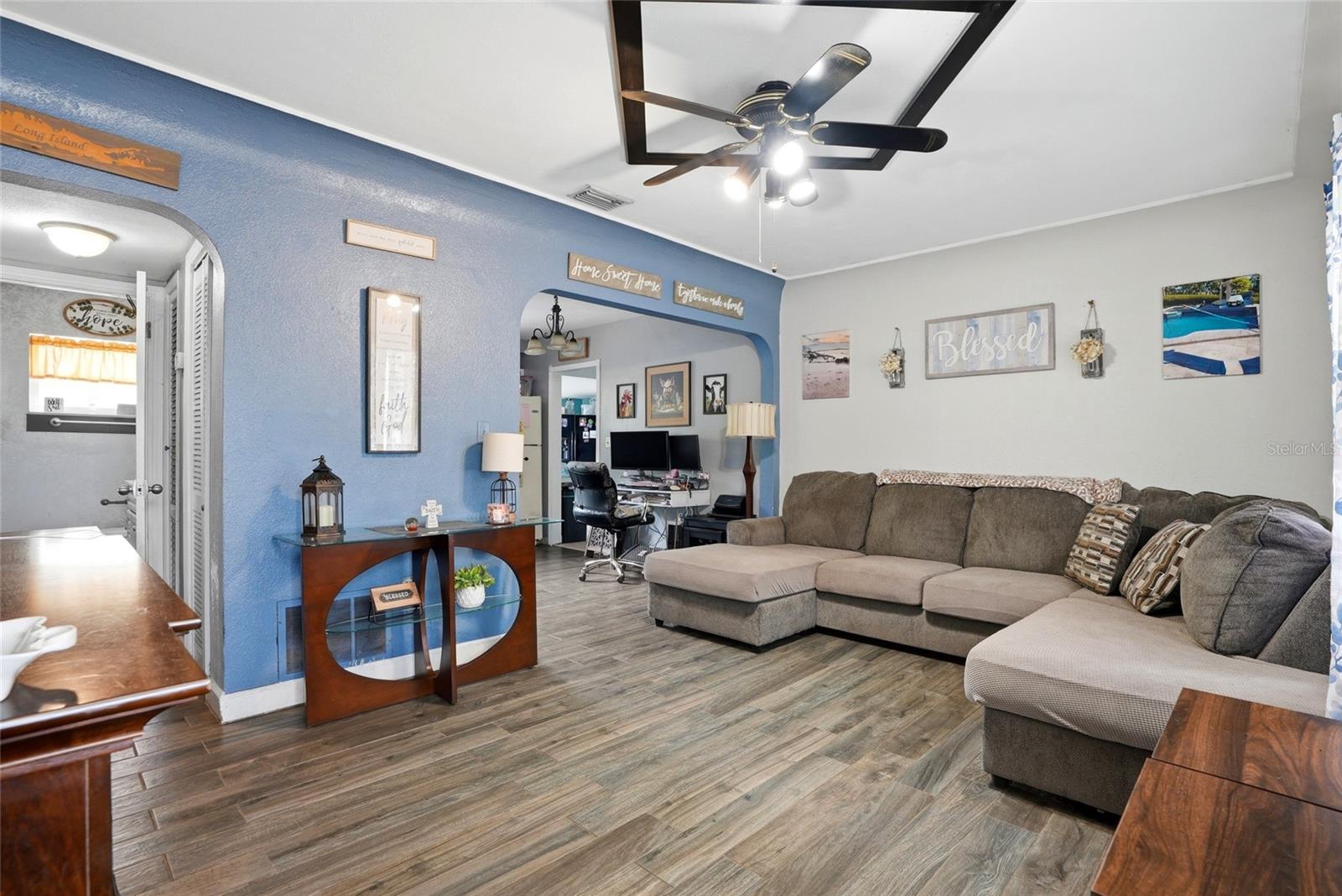 Image 4 of 37 For 10895 71st Avenue