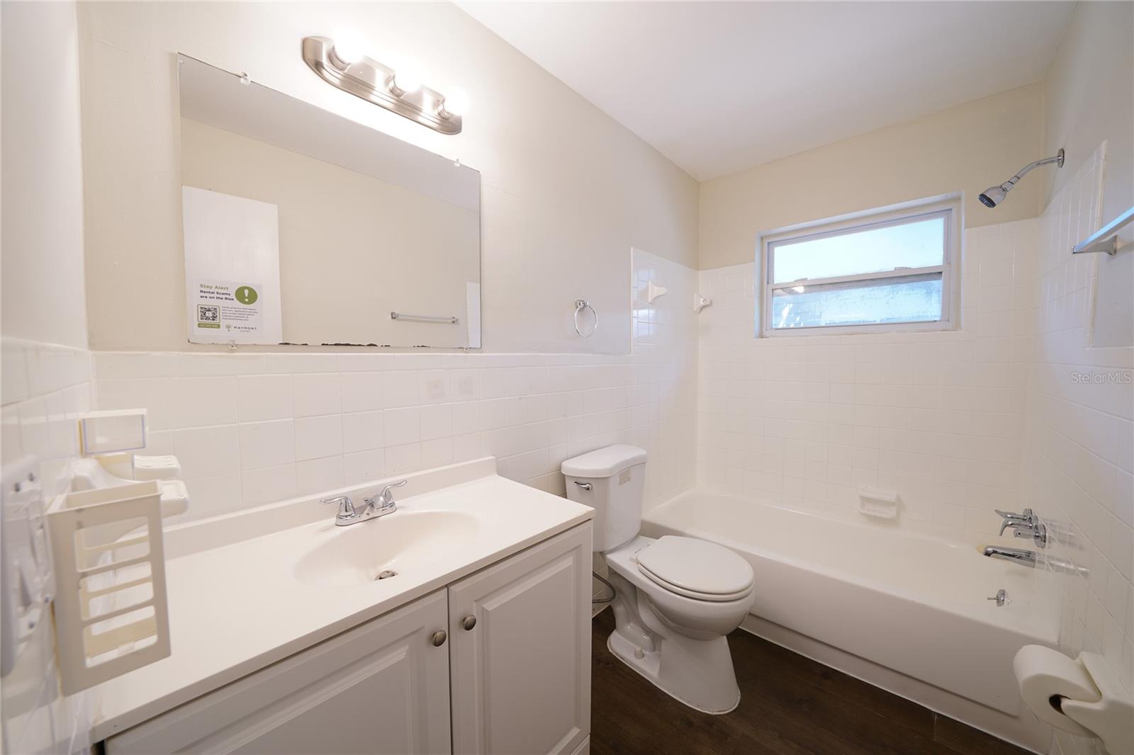 Image 10 of 22 For 2312 32nd Avenue N