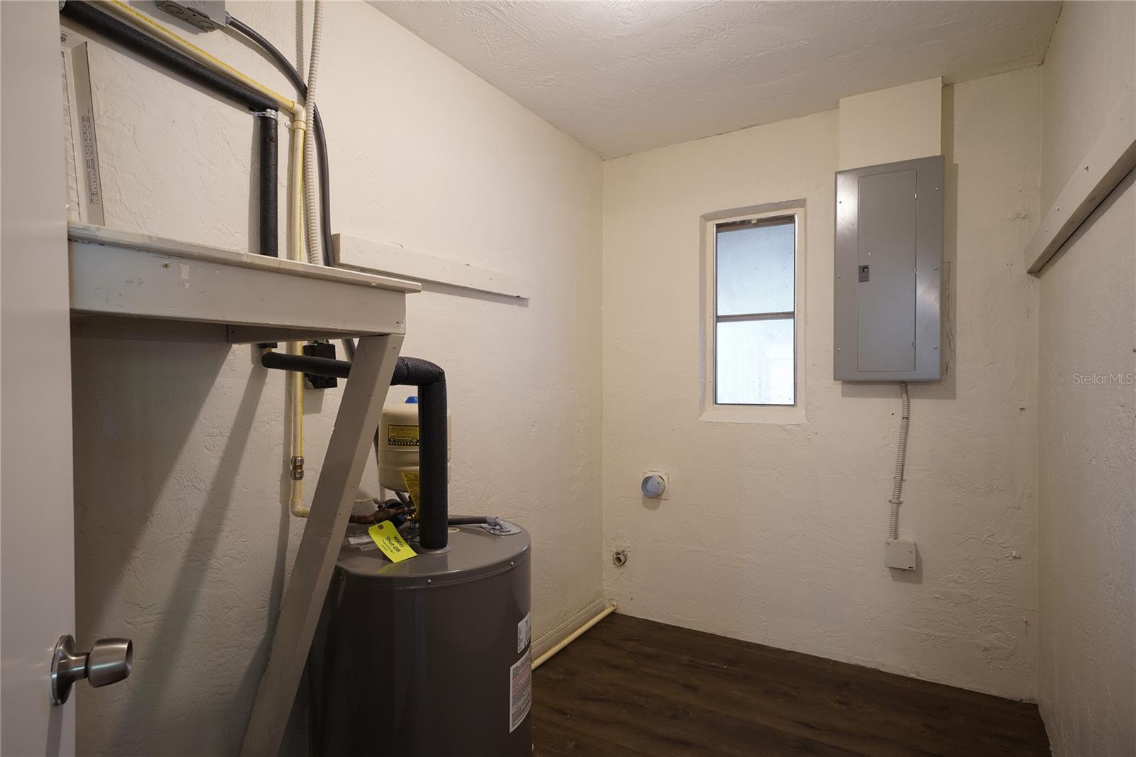 Image 16 of 22 For 2312 32nd Avenue N