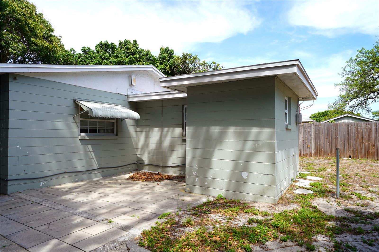 Image 17 of 22 For 2312 32nd Avenue N