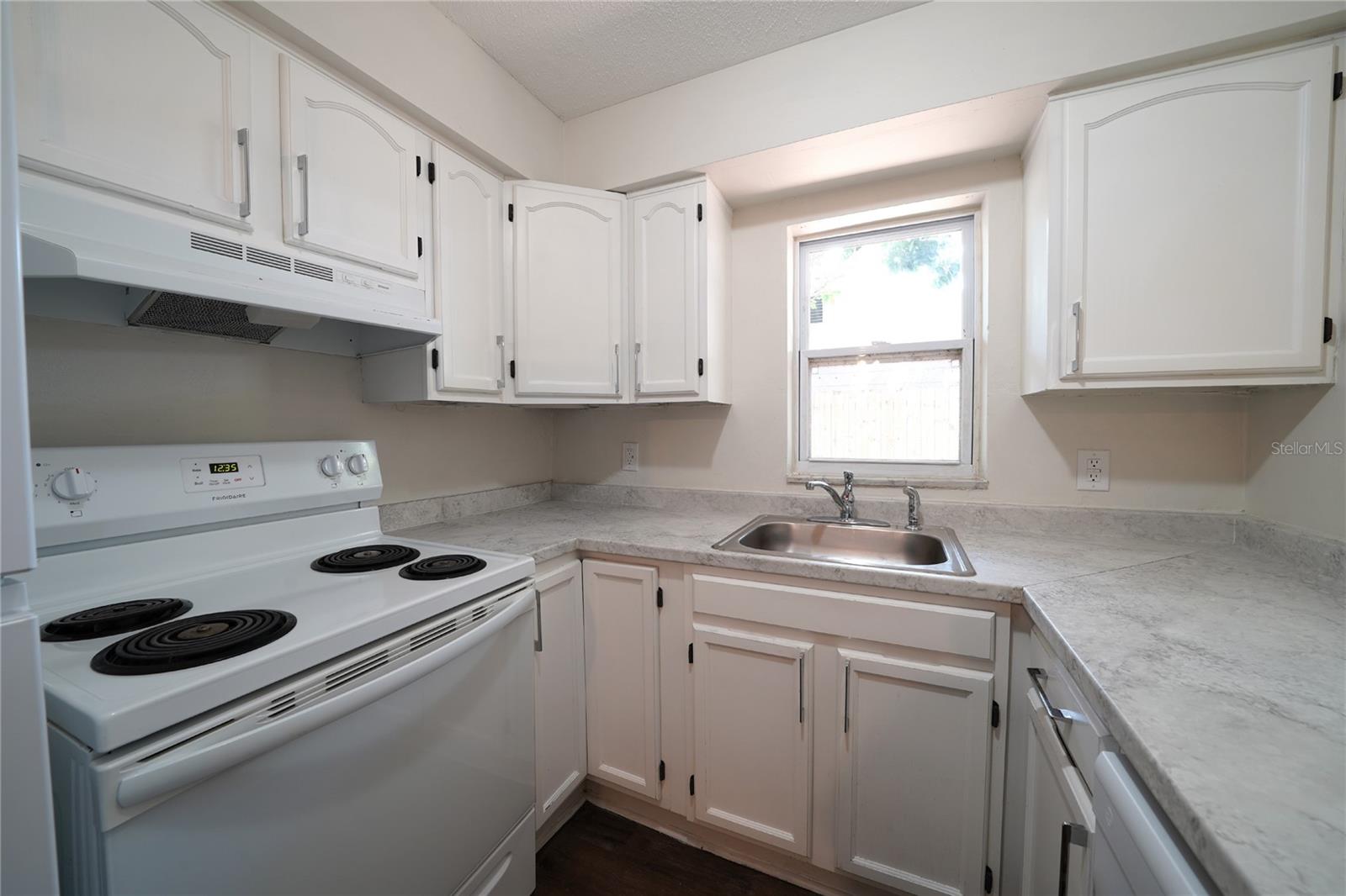 Image 7 of 22 For 2312 32nd Avenue N