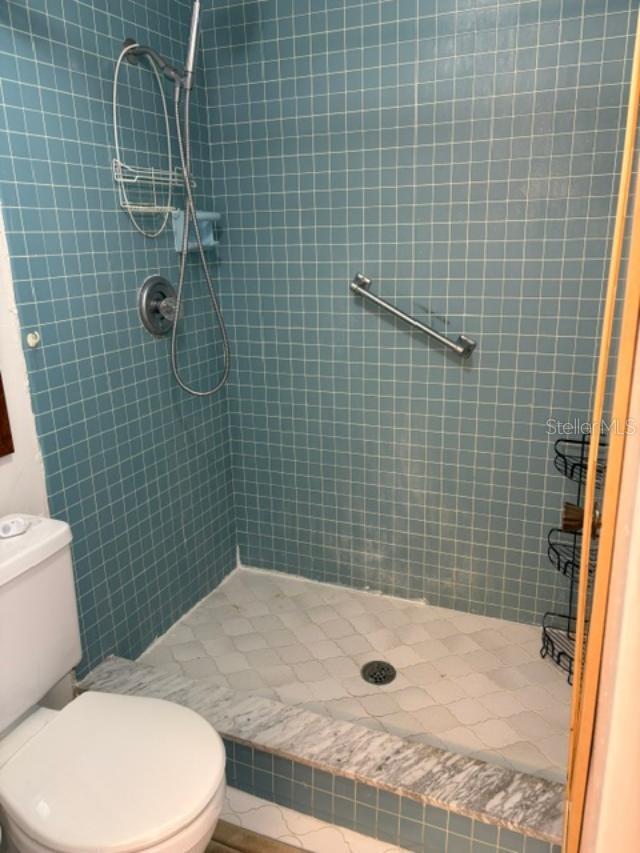 Image 7 of 15 For 9700 Starkey Road 113