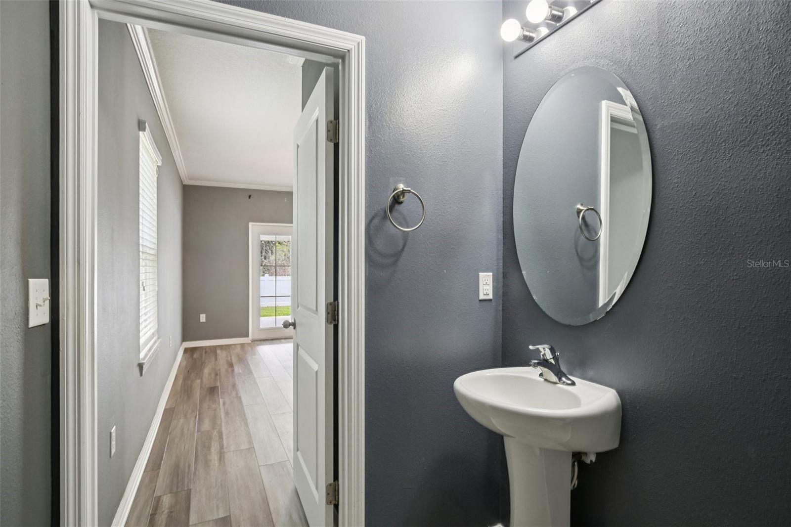 Image 18 of 52 For 814 Wiltonway Drive