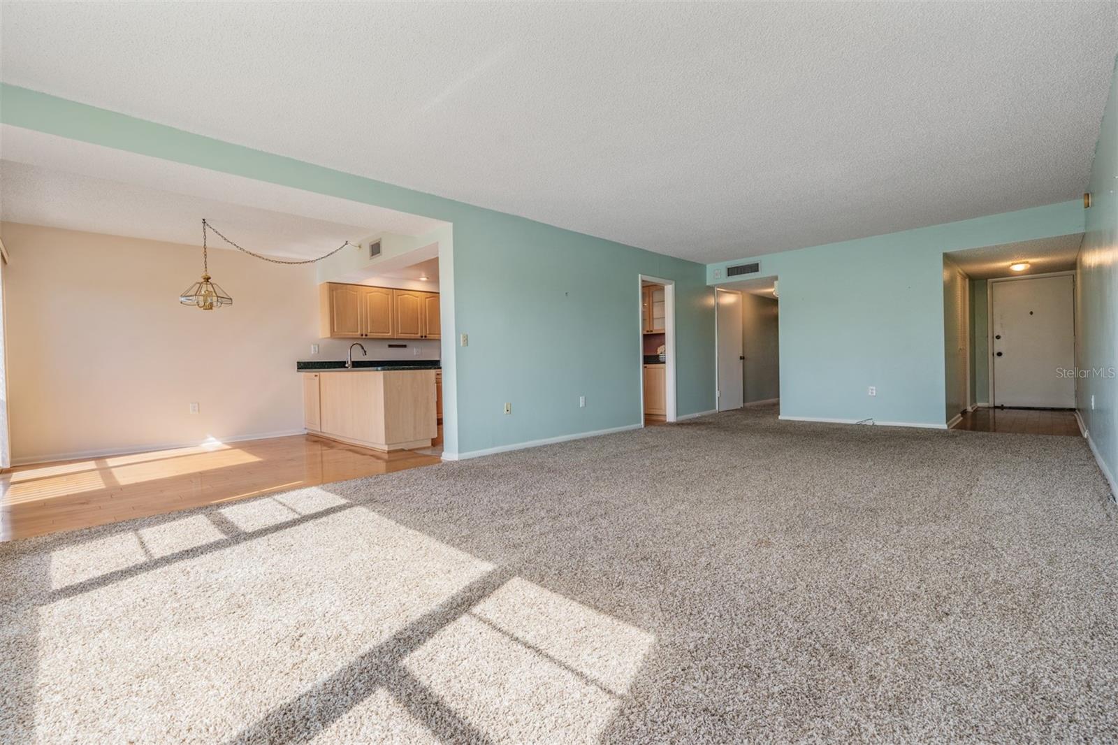 Image 5 of 31 For 225 Country Club Drive 1209