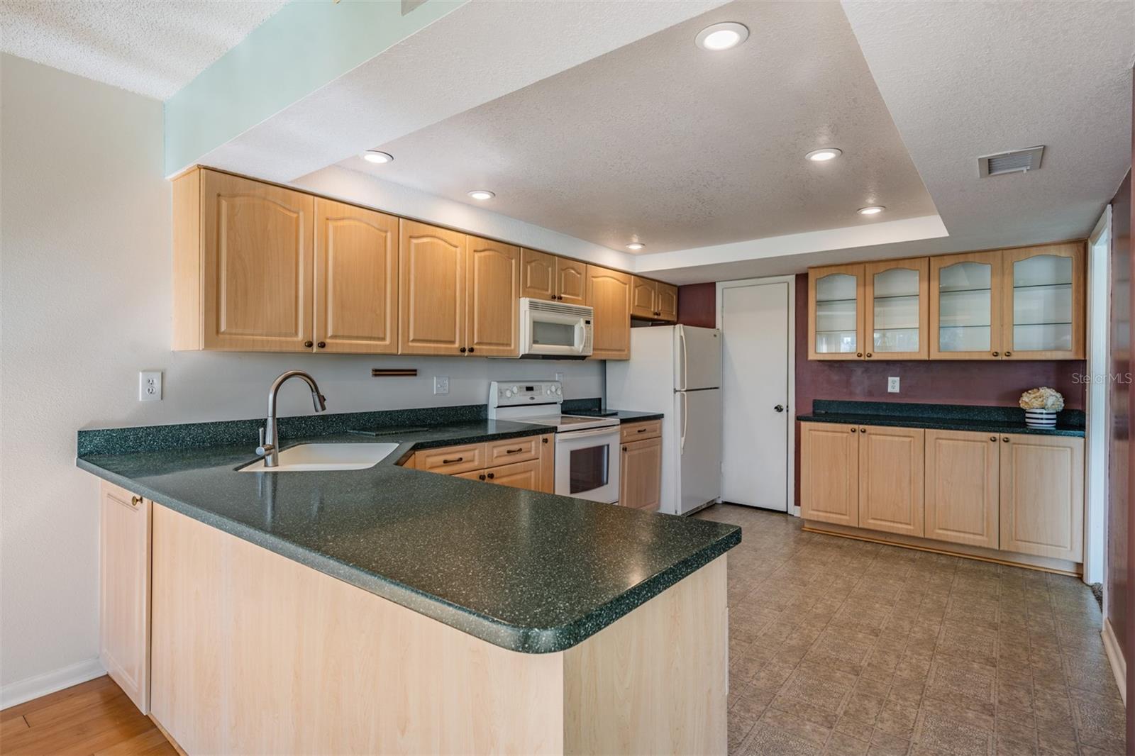 Image 8 of 31 For 225 Country Club Drive 1209