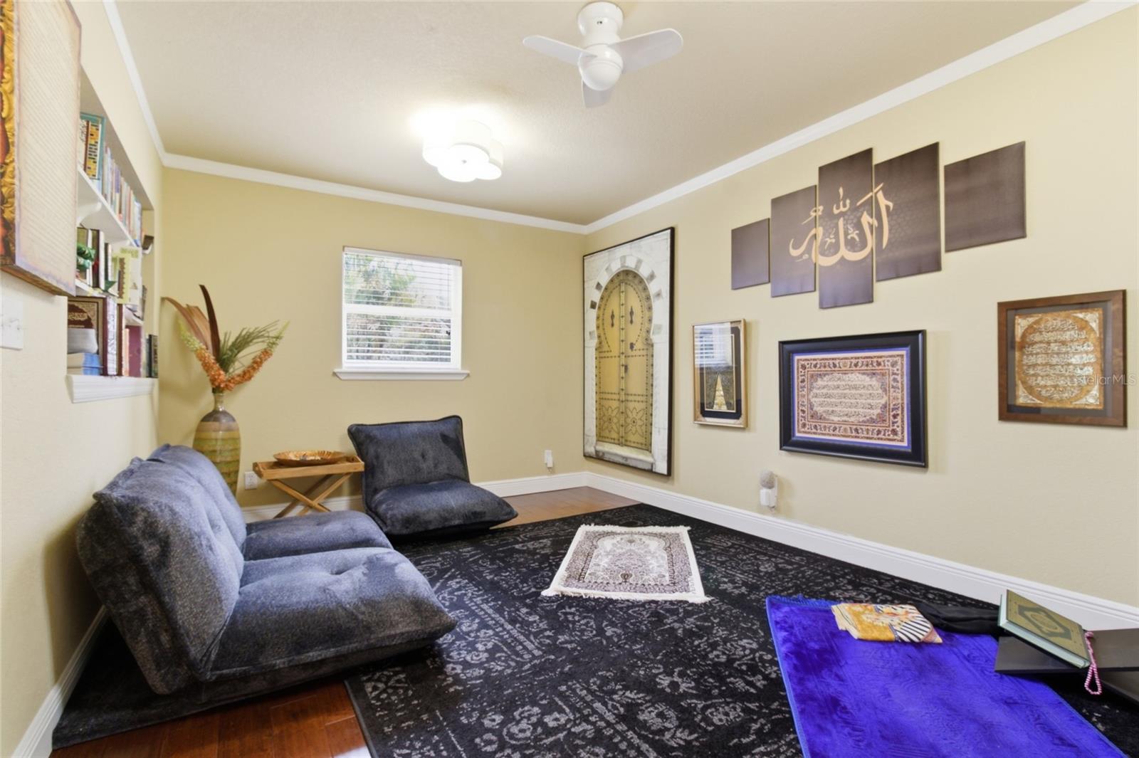 Image 22 of 56 For 303 Sunny Lane