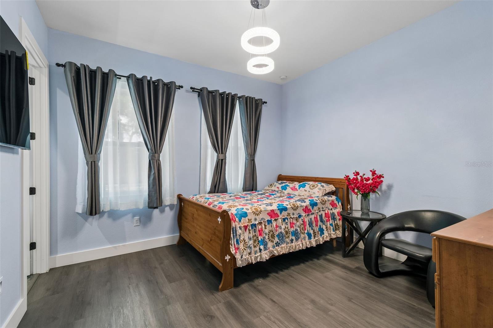 Image 35 of 66 For 106 122nd Avenue