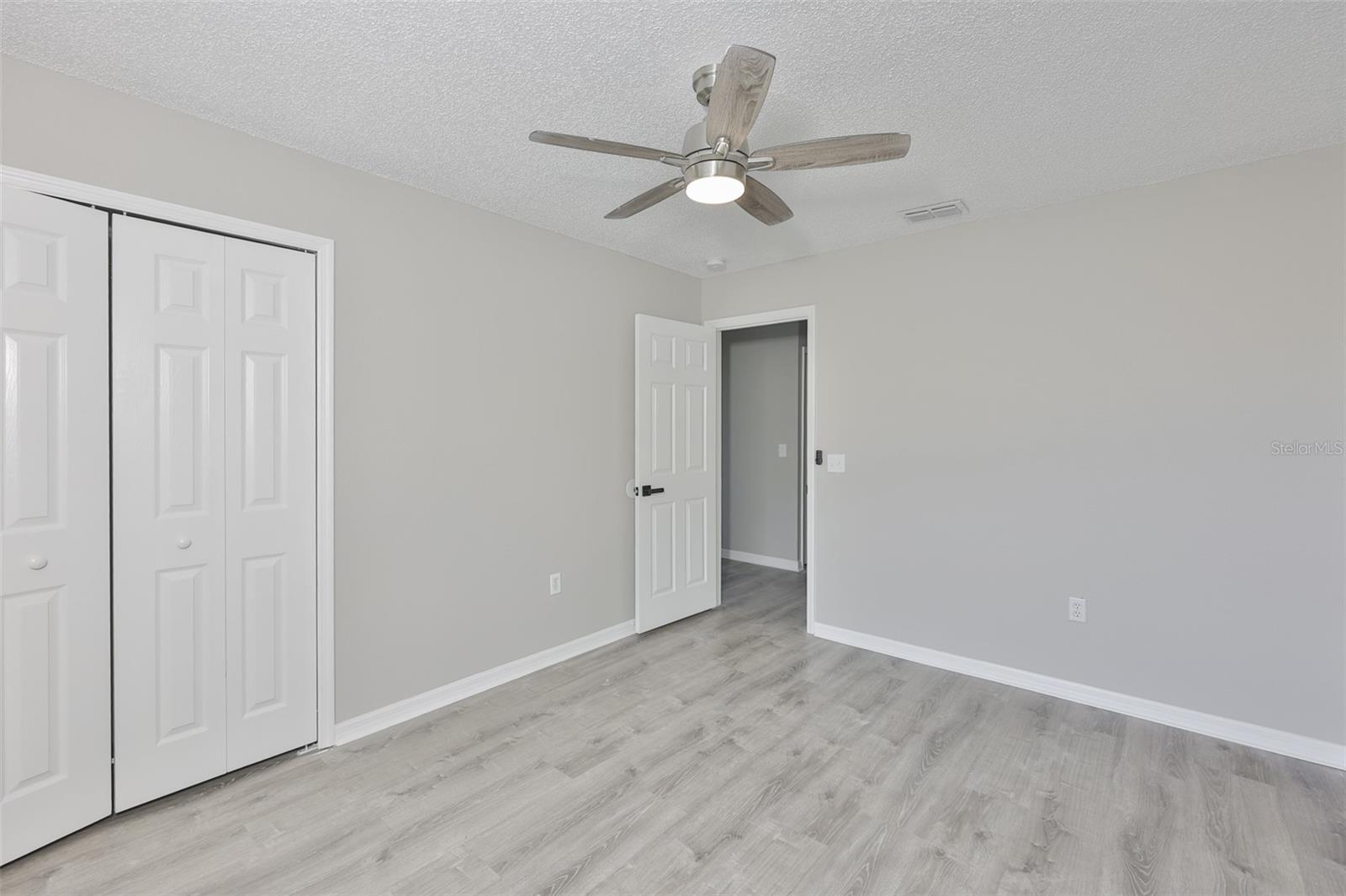 Image 24 of 40 For 10505 Opus Drive