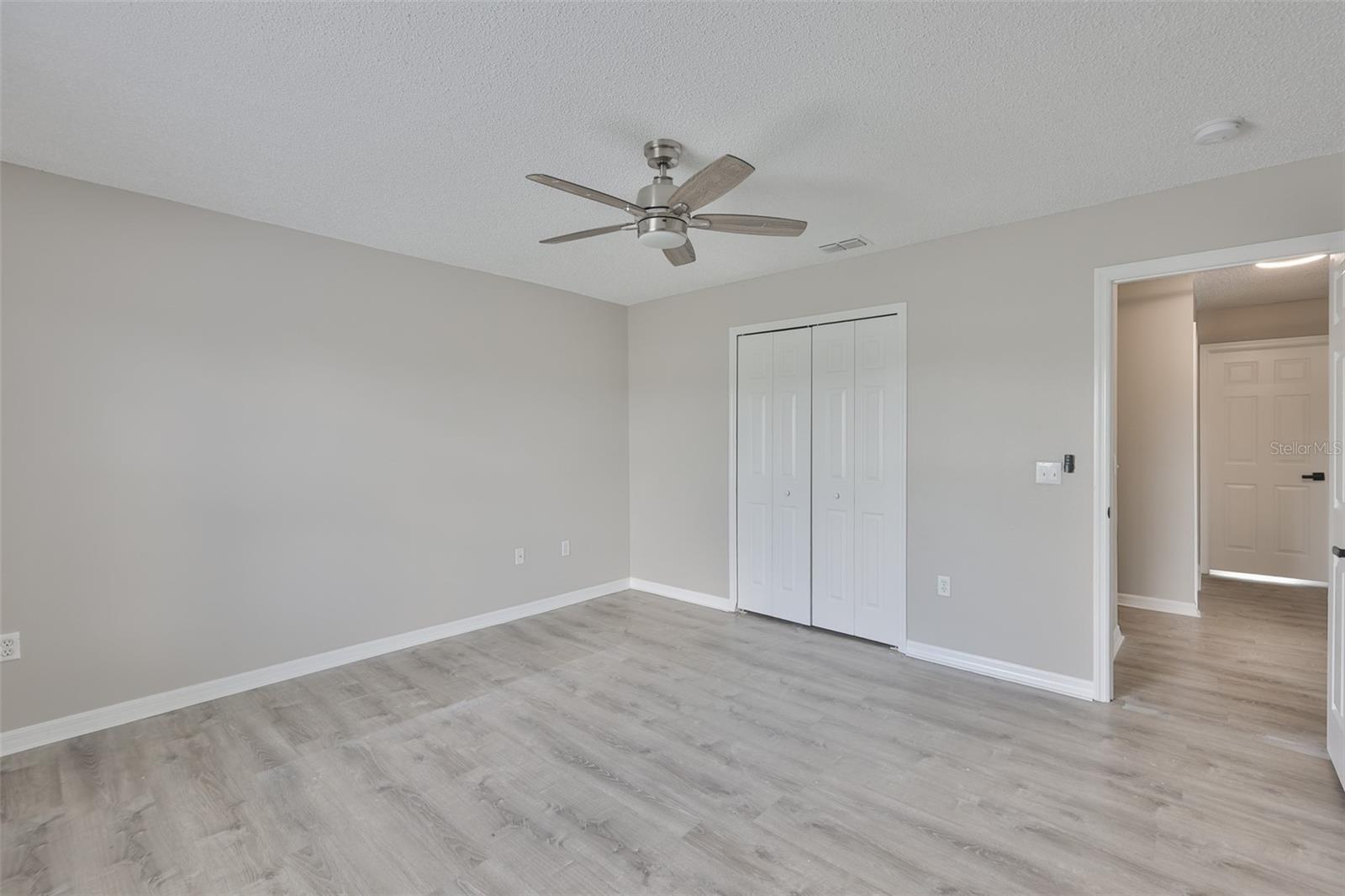 Image 33 of 40 For 10505 Opus Drive