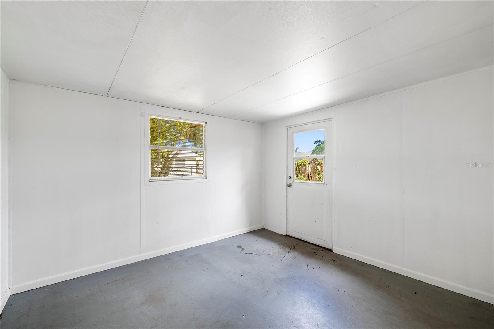 Image 15 of 43 For 10803 Hyssop Street