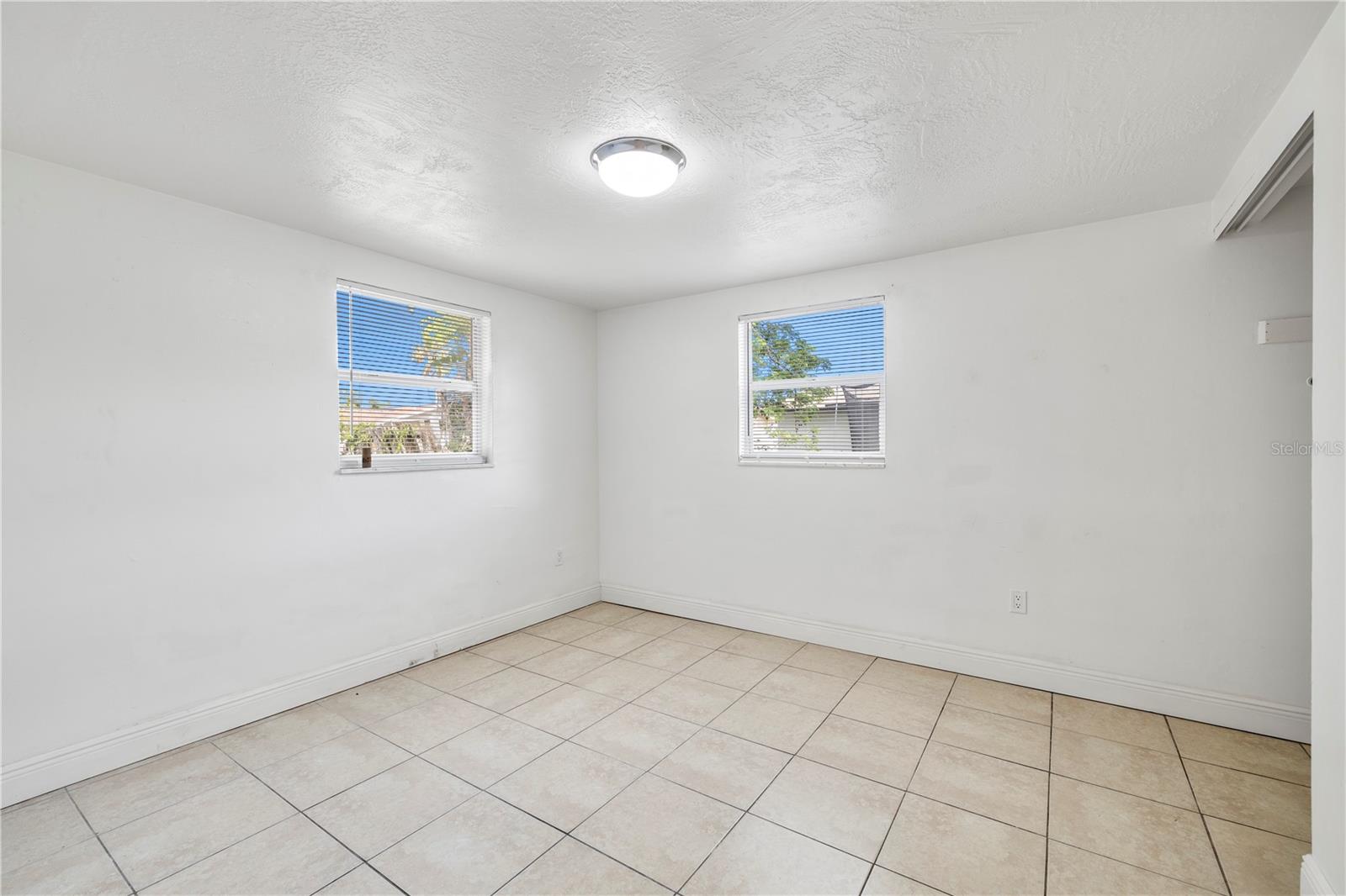 Image 23 of 43 For 10803 Hyssop Street