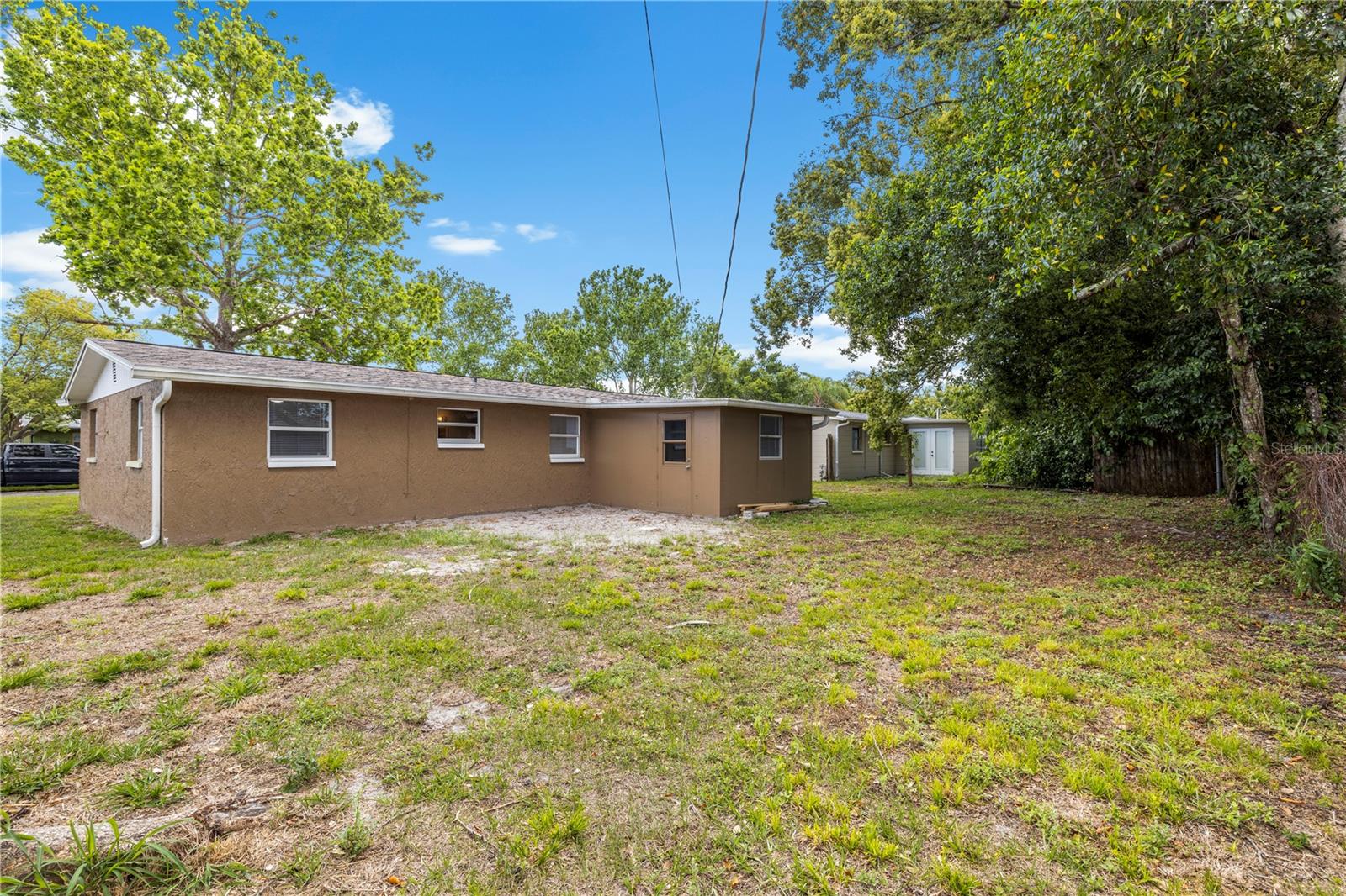 Image 28 of 43 For 10803 Hyssop Street