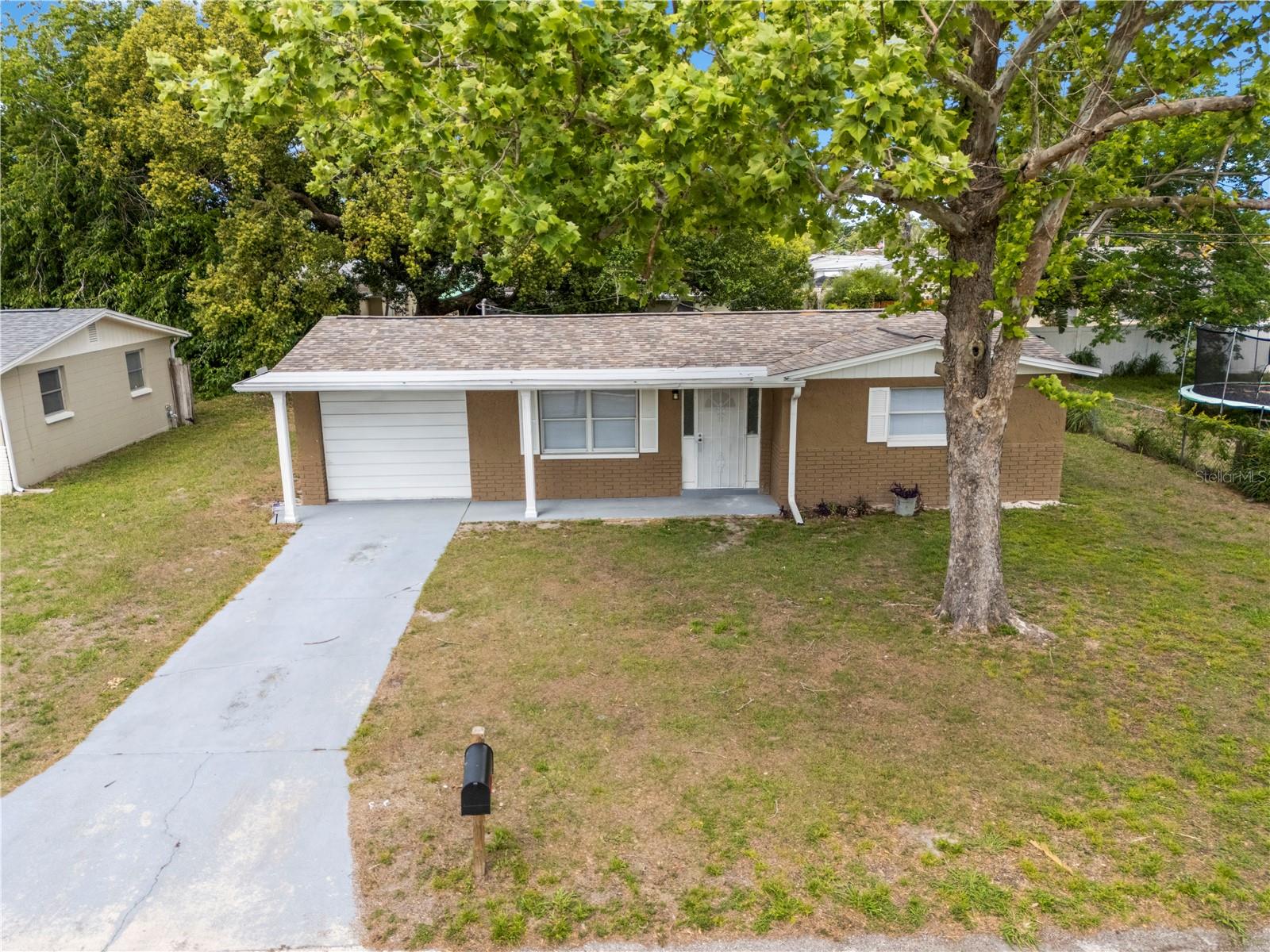 Image 42 of 43 For 10803 Hyssop Street