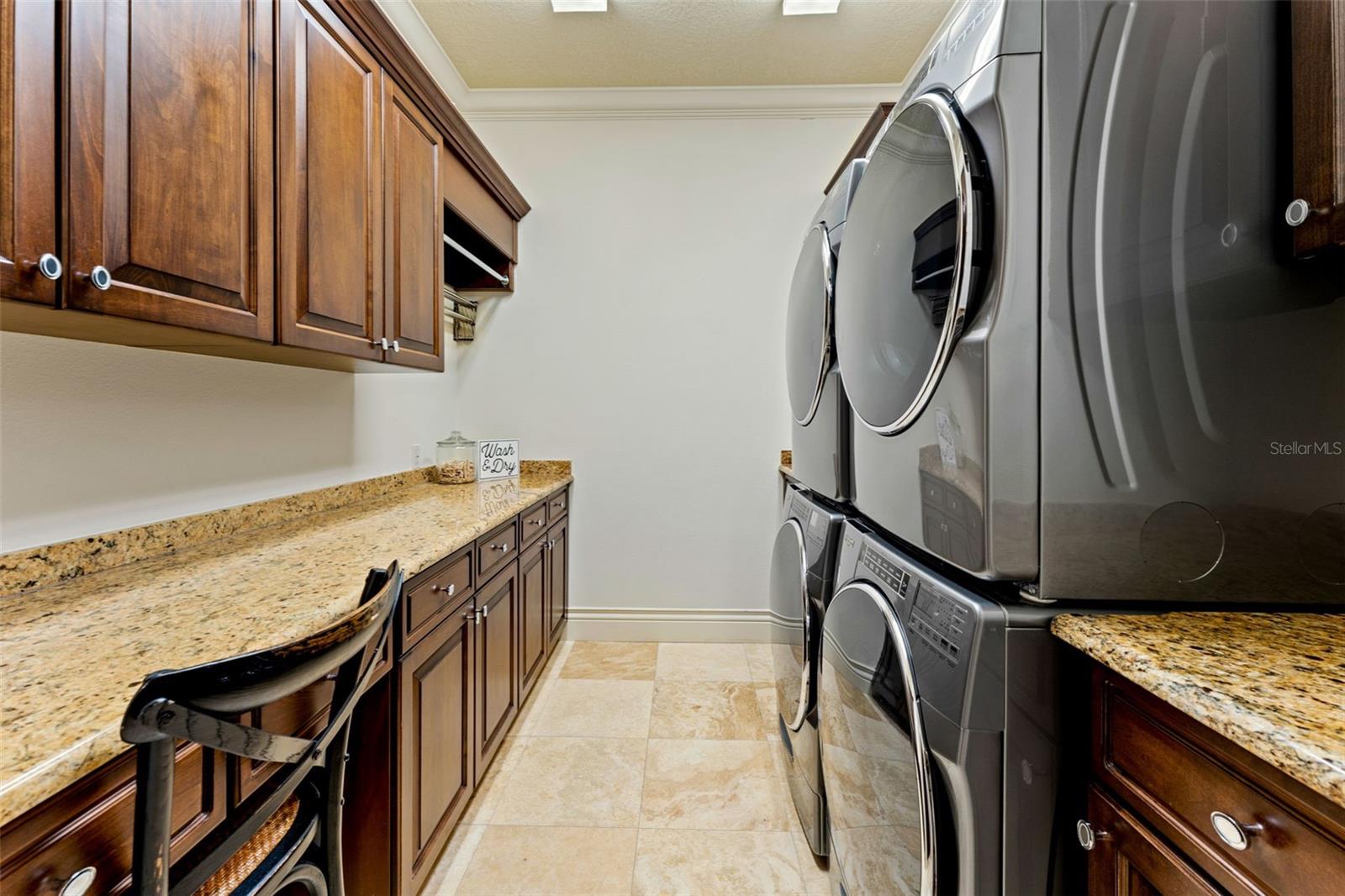 Image 25 of 100 For 6004 Windham Place