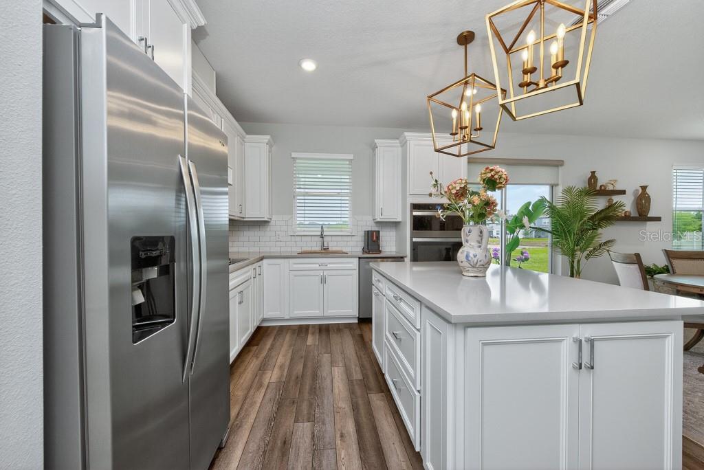 Listing photo id 12 for 12908 Brookside Moss Drive