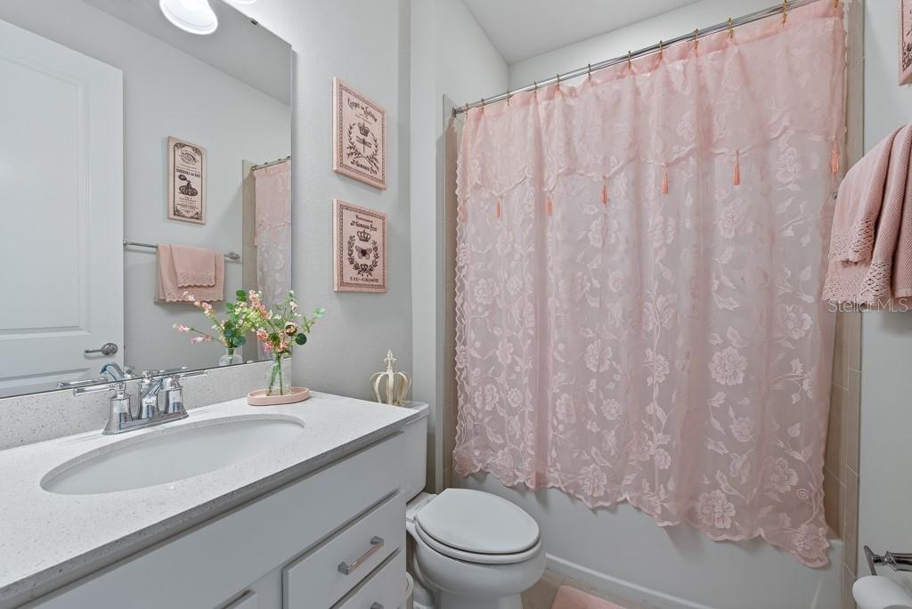 Listing photo id 17 for 12908 Brookside Moss Drive