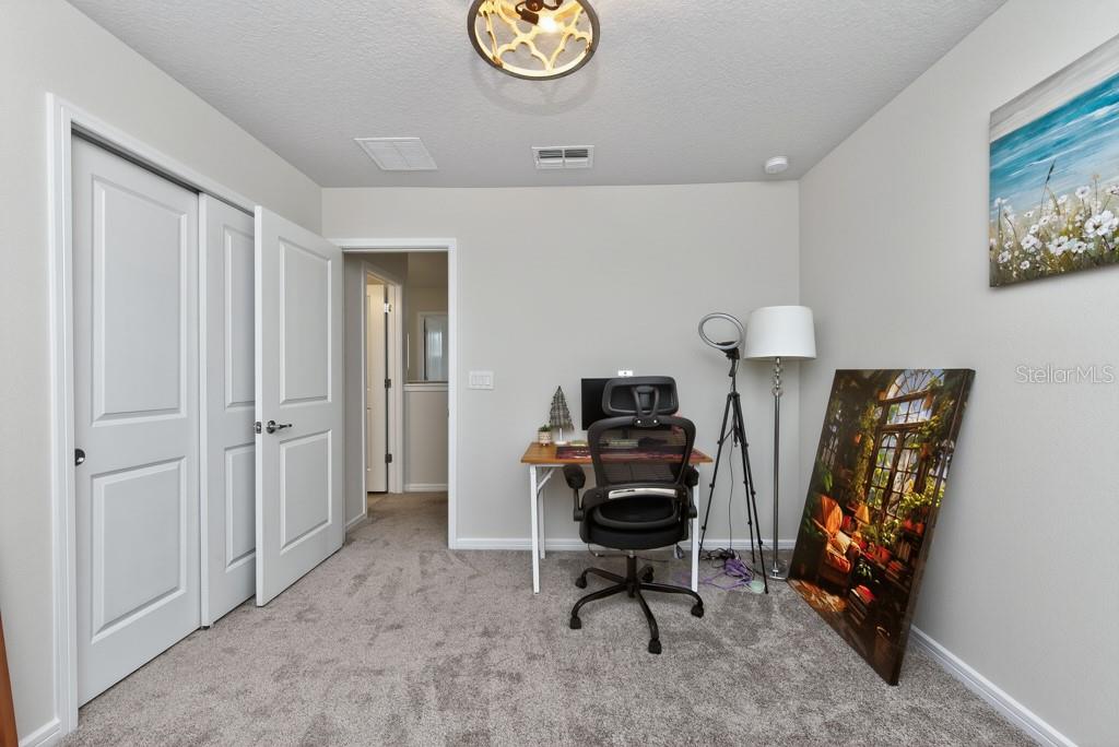 Listing photo id 31 for 12908 Brookside Moss Drive