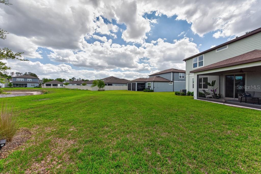 Listing photo id 37 for 12908 Brookside Moss Drive