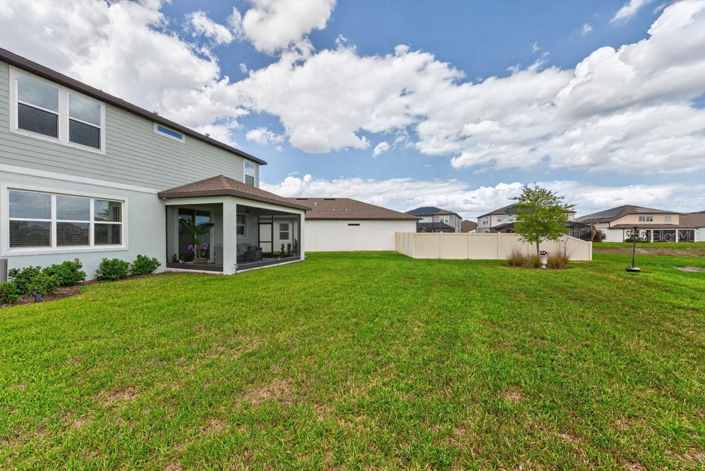 Listing photo id 39 for 12908 Brookside Moss Drive