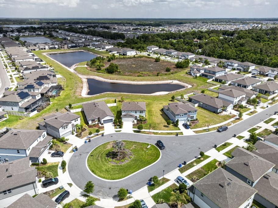 Listing photo id 43 for 12908 Brookside Moss Drive