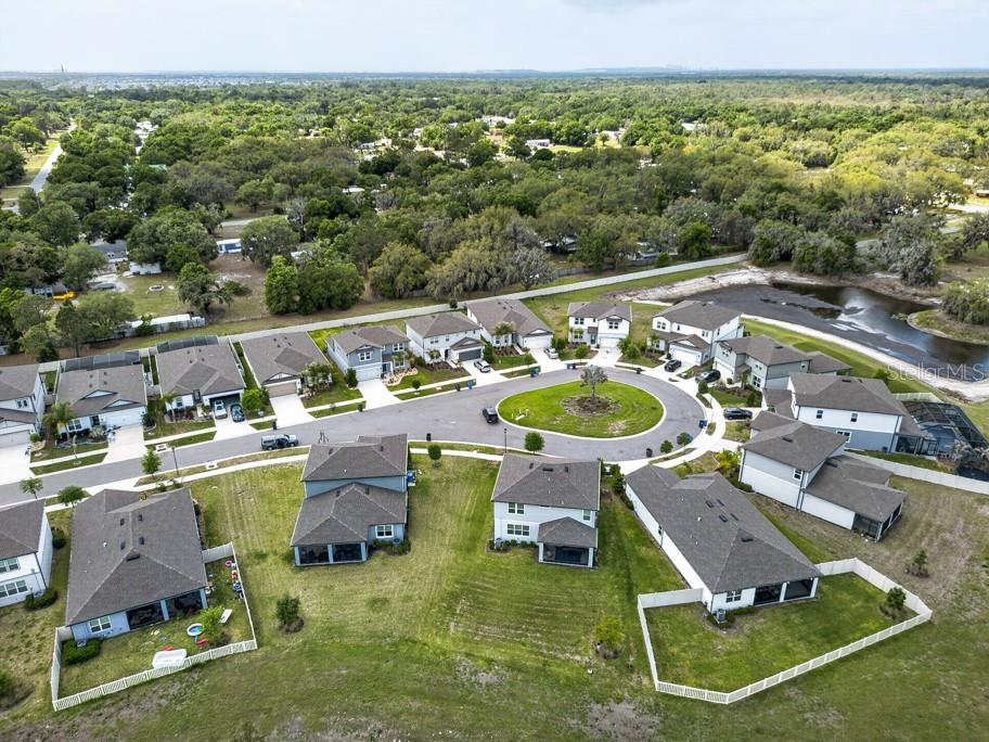 Listing photo id 45 for 12908 Brookside Moss Drive