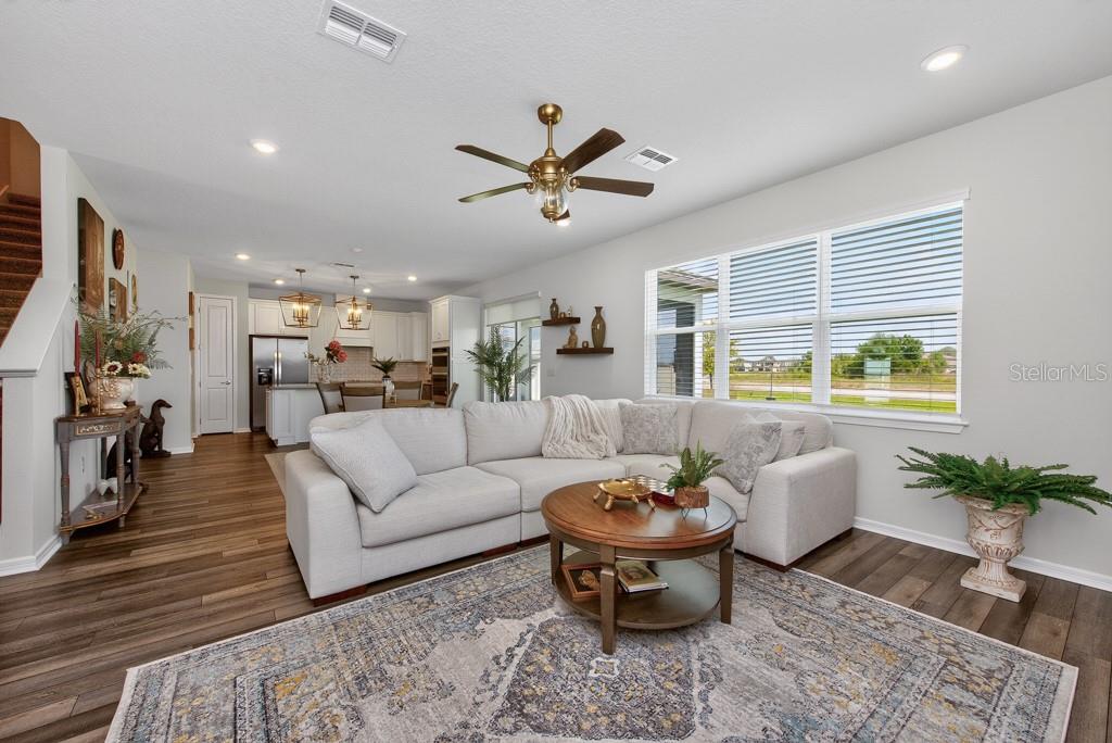 Listing photo id 3 for 12908 Brookside Moss Drive